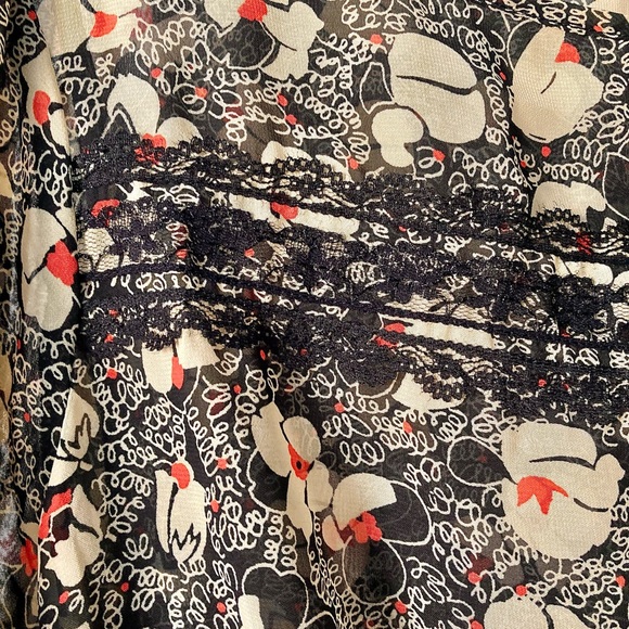 Lily Rose Black Floral Sheer Peplum Blouse Size: S - Picture 3 of 7